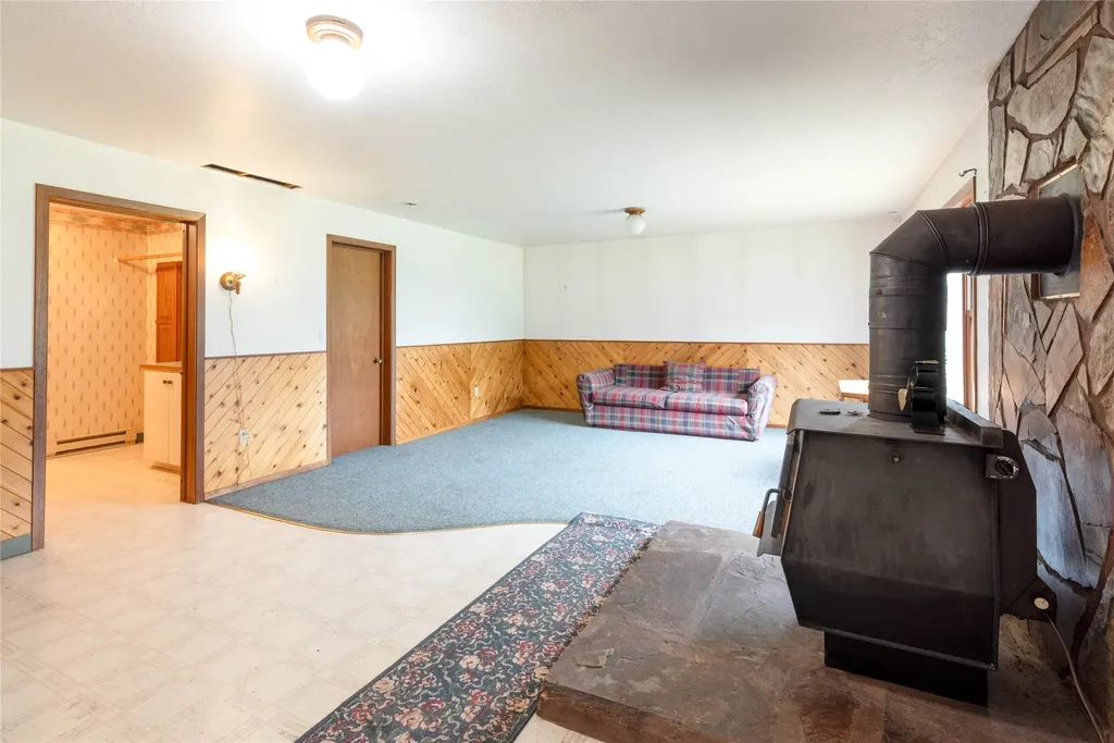 34 Baldy View Lane Plains MT 59859