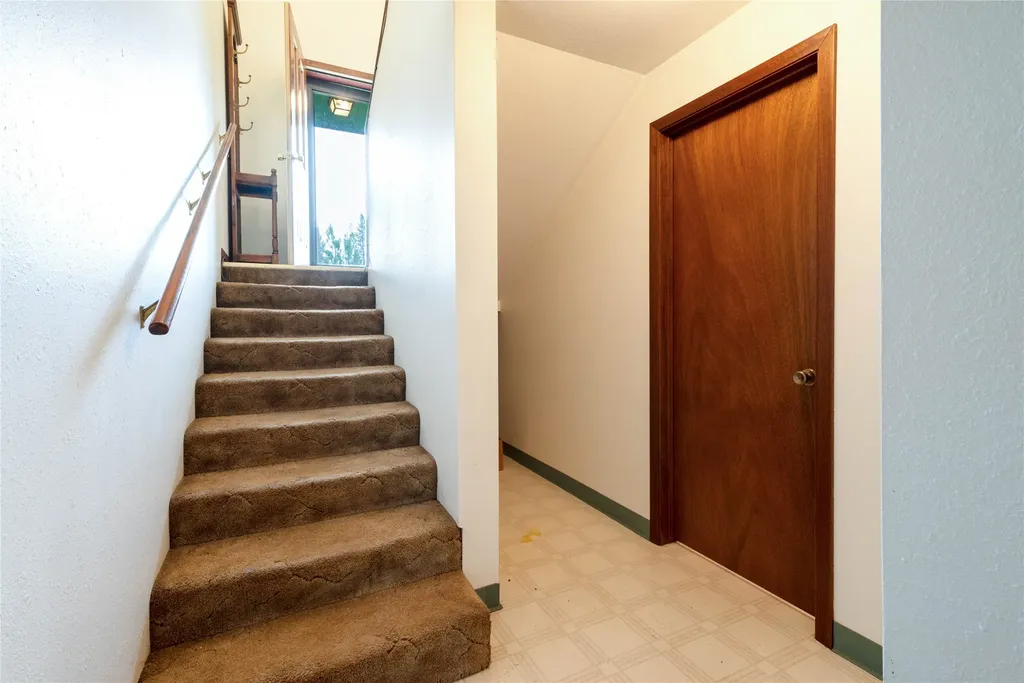 34 Baldy View Lane Plains MT 59859