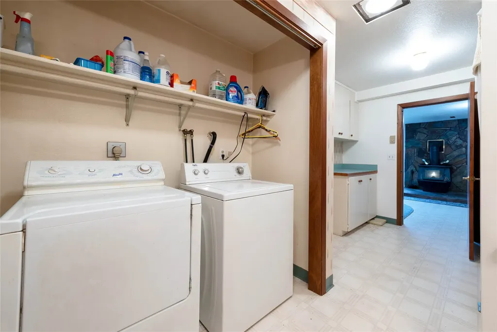 34 Baldy View Lane Plains MT 59859