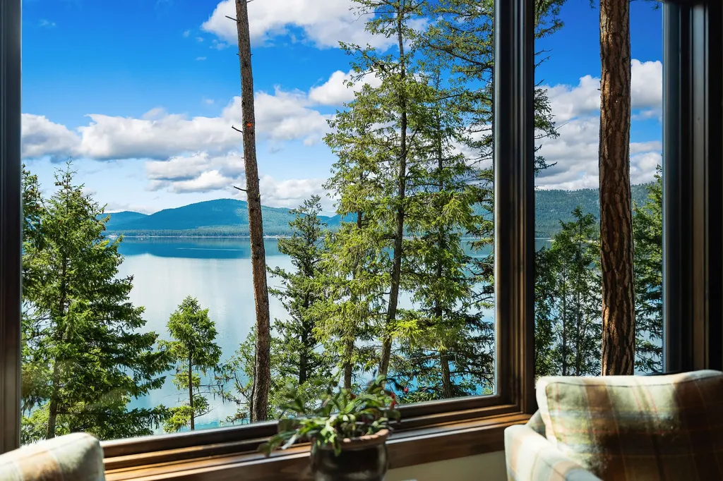 116 Bitterroot Cove Court Marion MT 59925