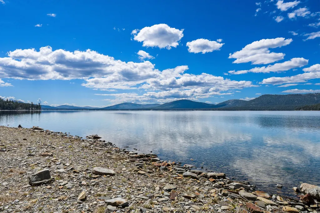 116 Bitterroot Cove Court Marion MT 59925