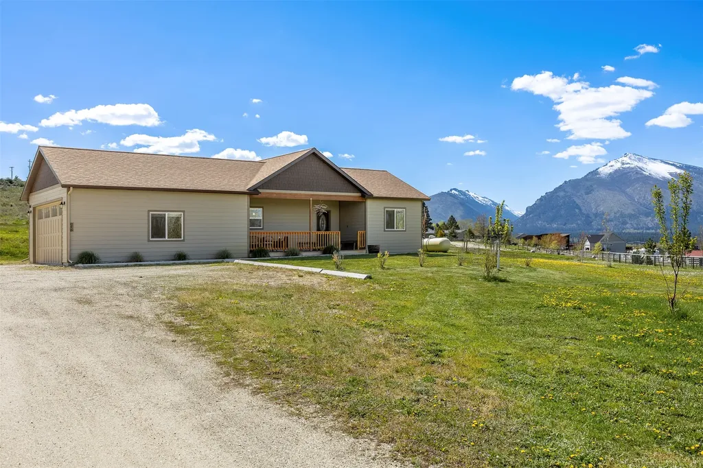 846 Tay Circle Hamilton MT 59840