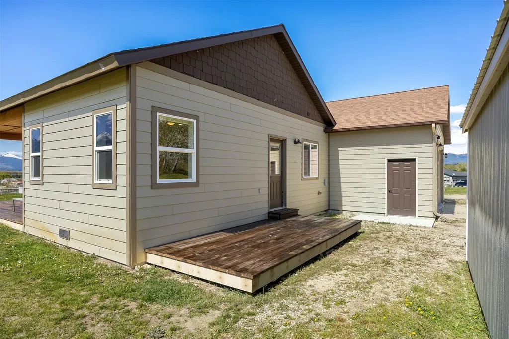 846 Tay Circle Hamilton MT 59840