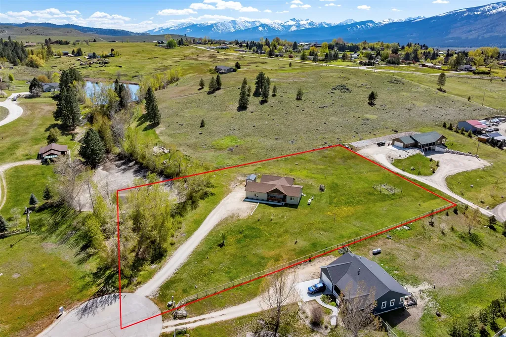 846 Tay Circle Hamilton MT 59840