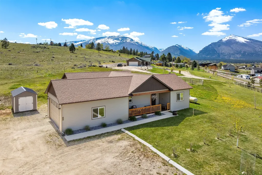 846 Tay Circle Hamilton MT 59840