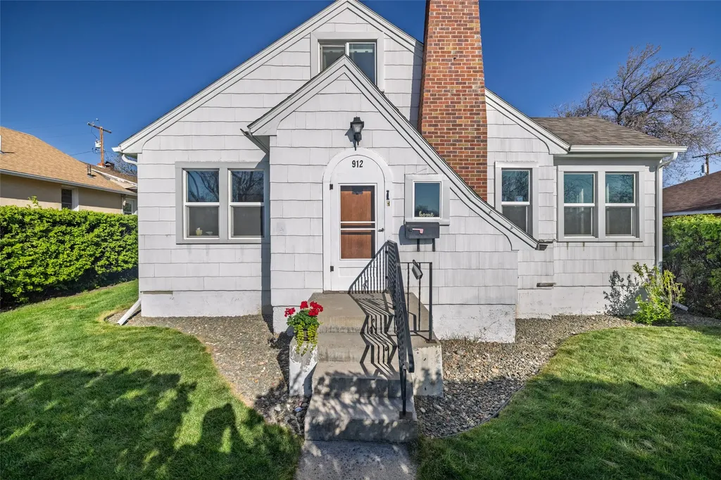 912 Logan Street Helena MT 59601