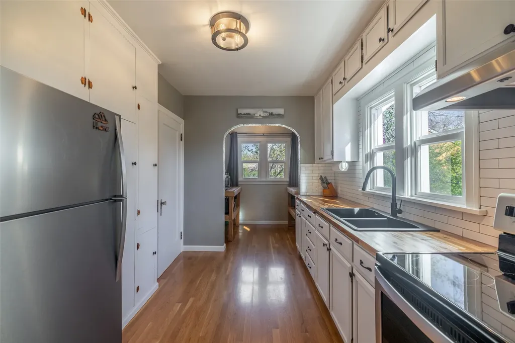912 Logan Street Helena MT 59601