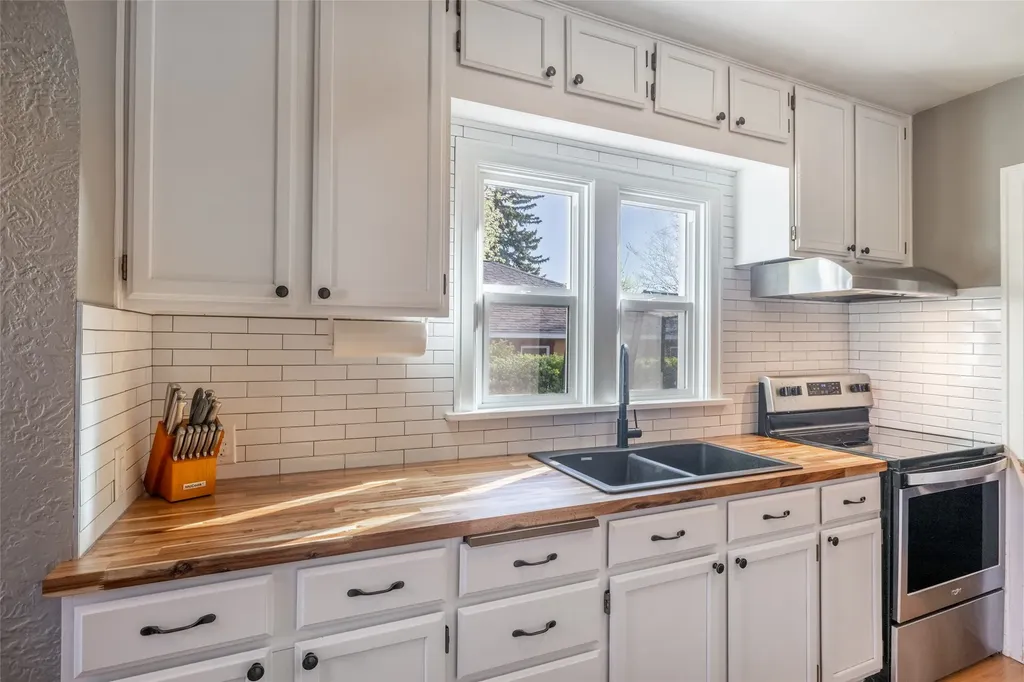 912 Logan Street Helena MT 59601