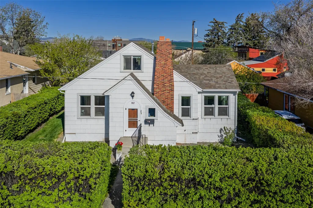 912 Logan Street Helena MT 59601