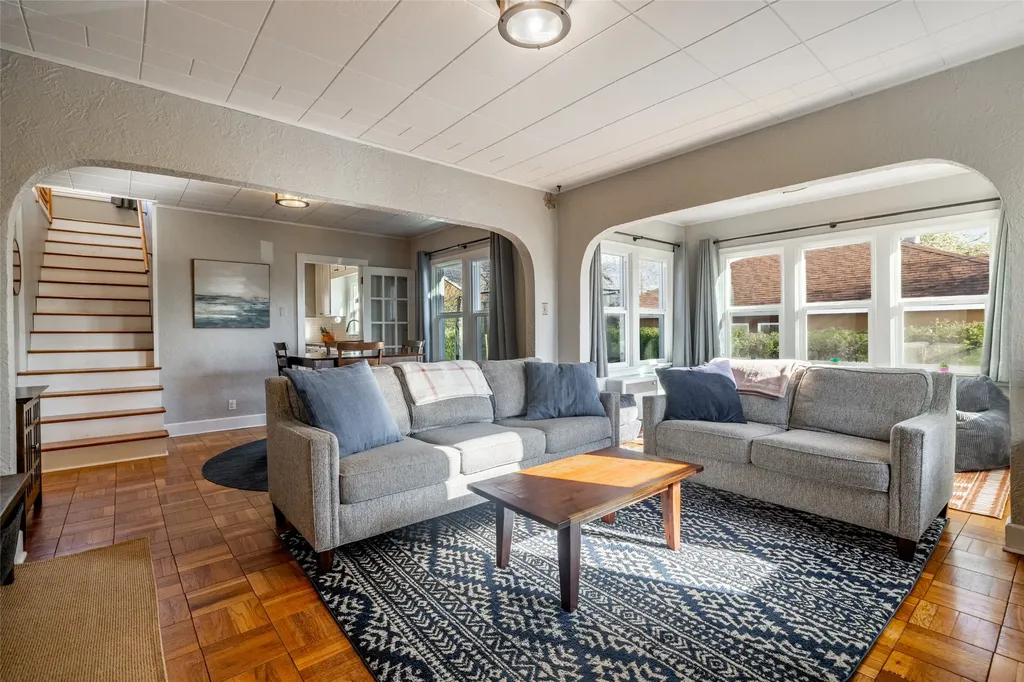 912 Logan Street Helena MT 59601