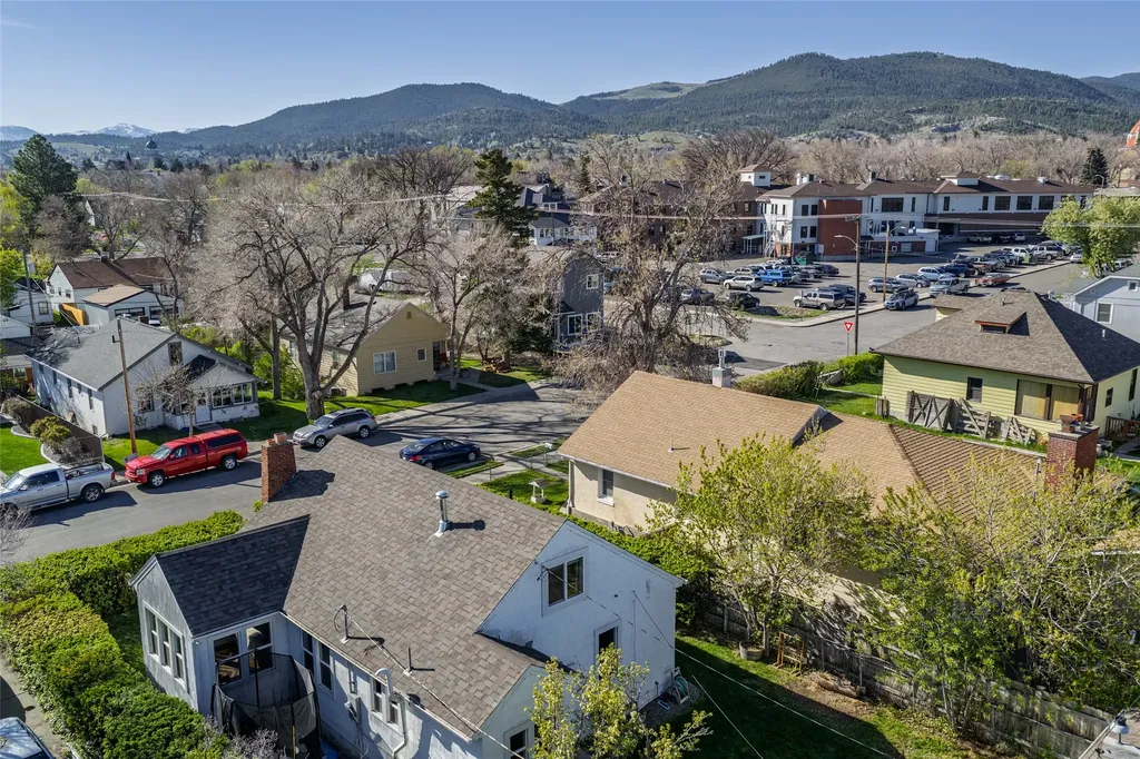 912 Logan Street Helena MT 59601