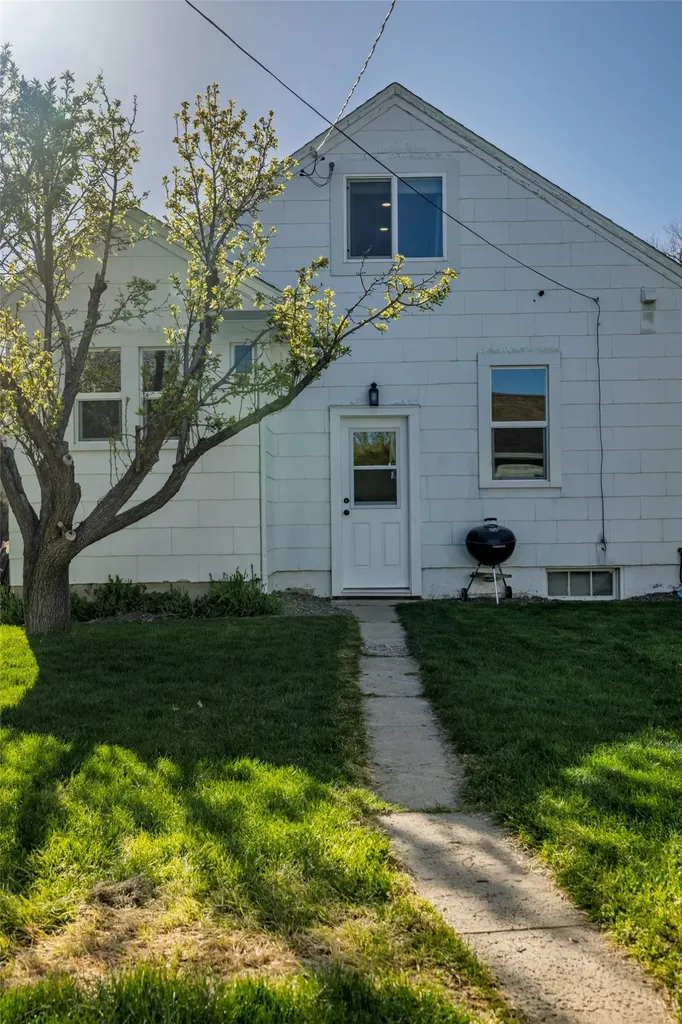 912 Logan Street Helena MT 59601