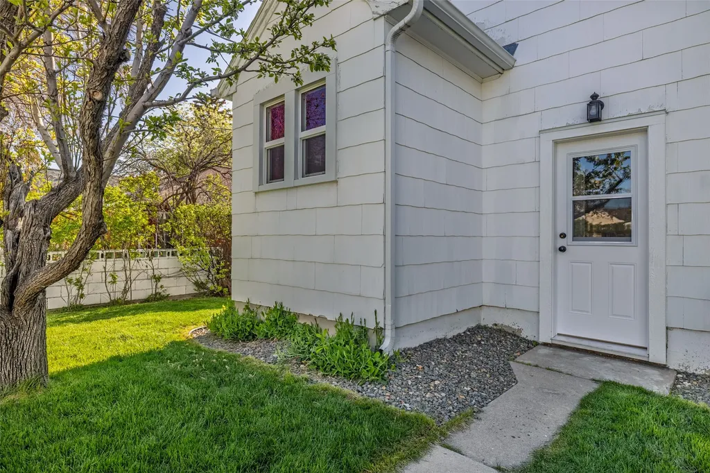 912 Logan Street Helena MT 59601