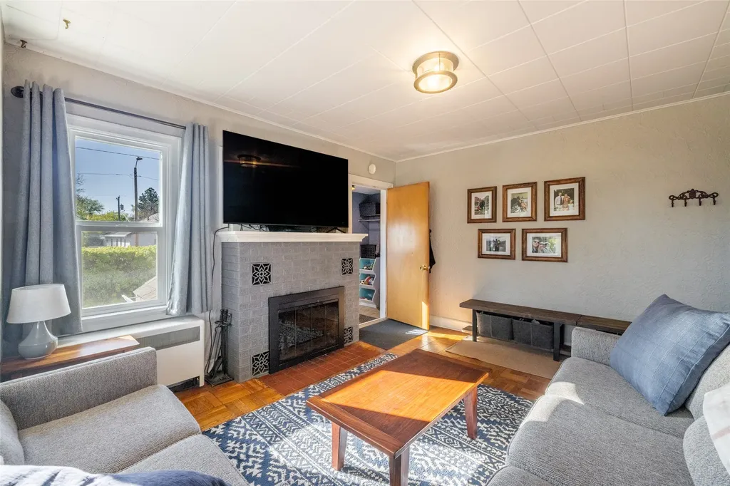 912 Logan Street Helena MT 59601