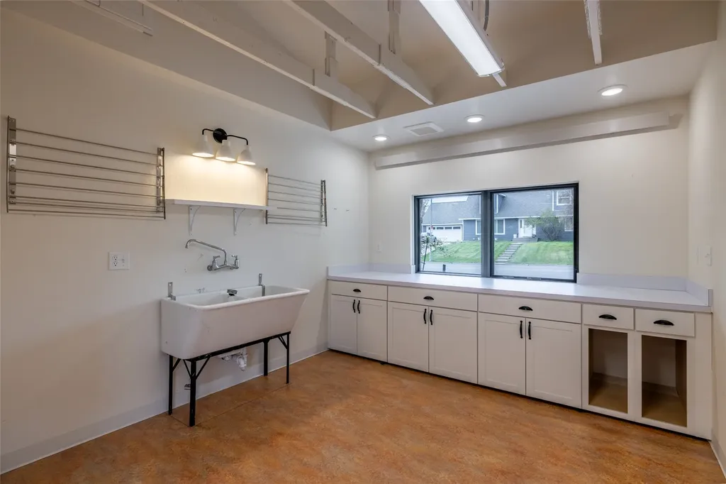 2114 E Broadway Street Helena MT 59601