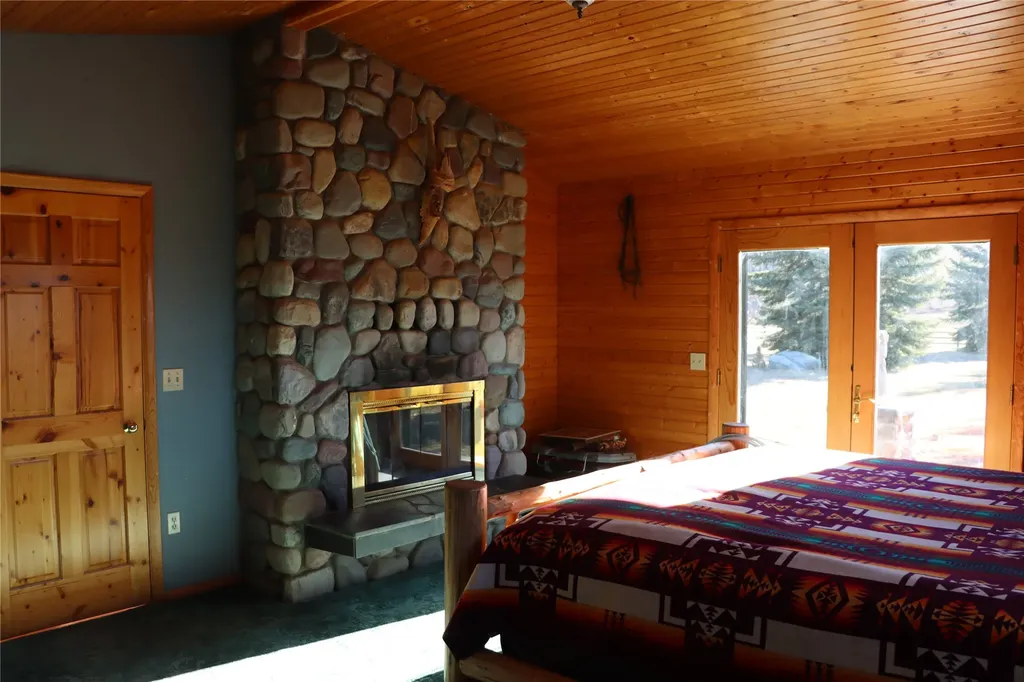 41694 Canal Road Ronan MT 59864