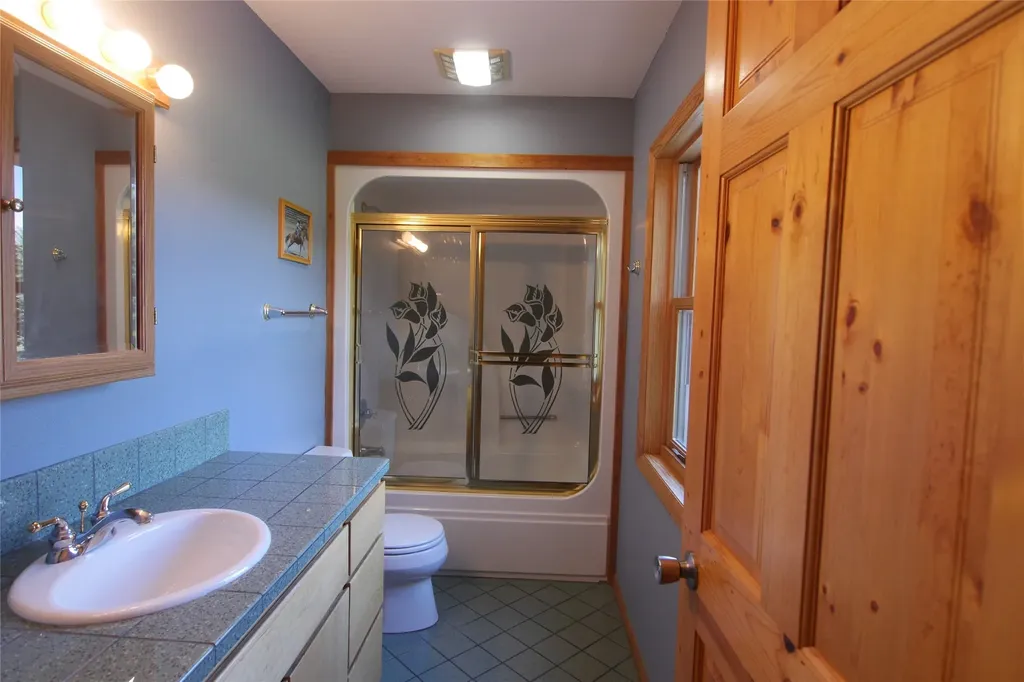 41694 Canal Road Ronan MT 59864