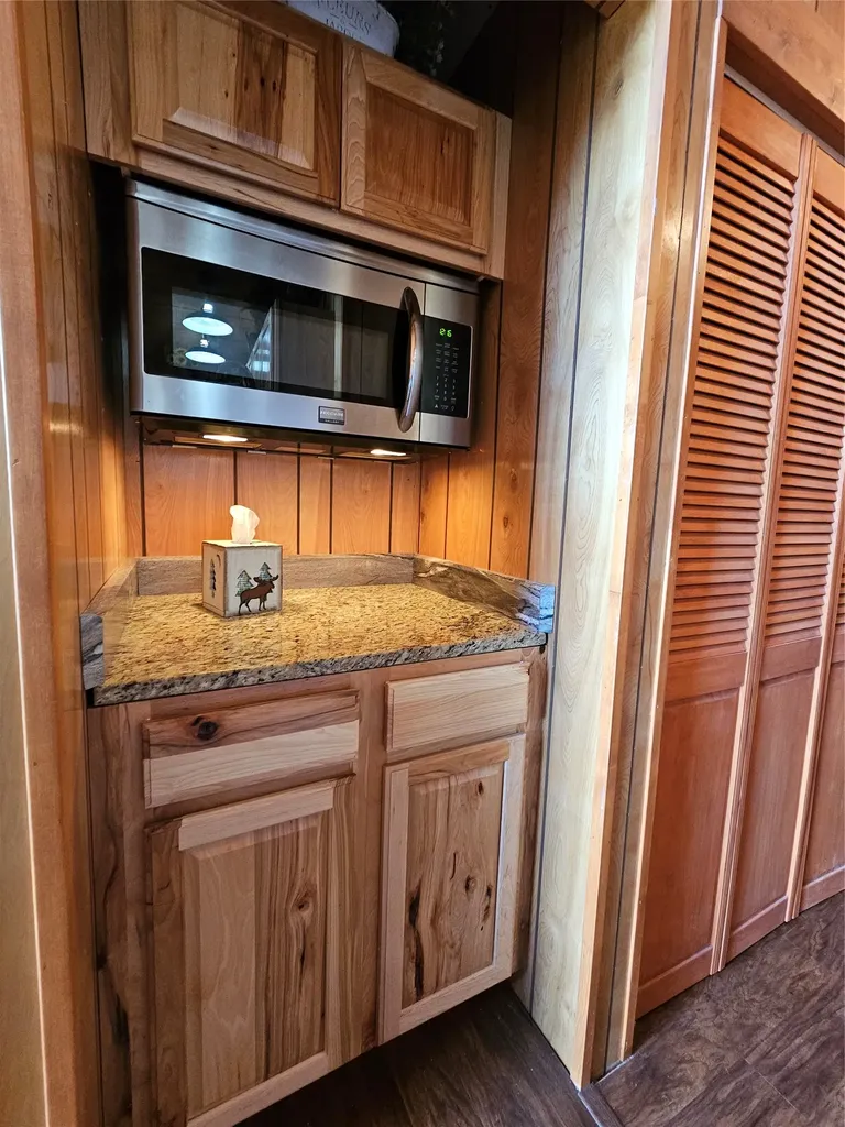 2220 Hogum Creek Road Lincoln MT 59639