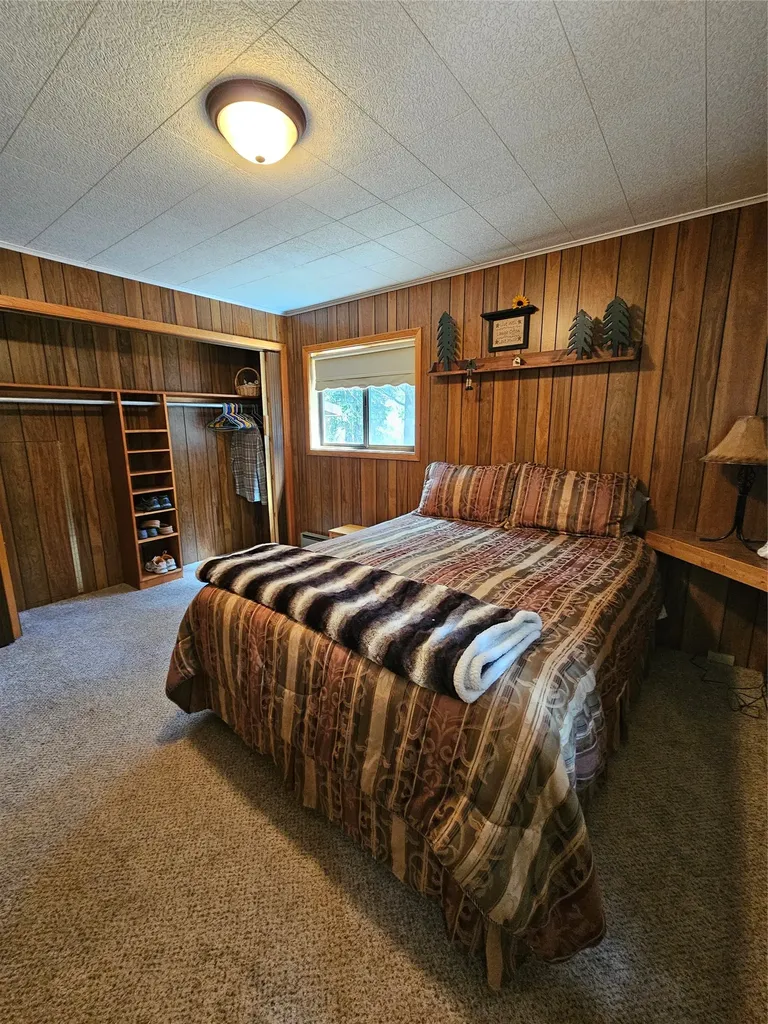 2220 Hogum Creek Road Lincoln MT 59639