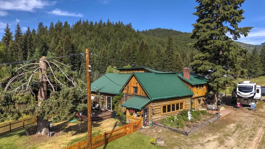 158 Trapper Creek Road Darby MT 59829
