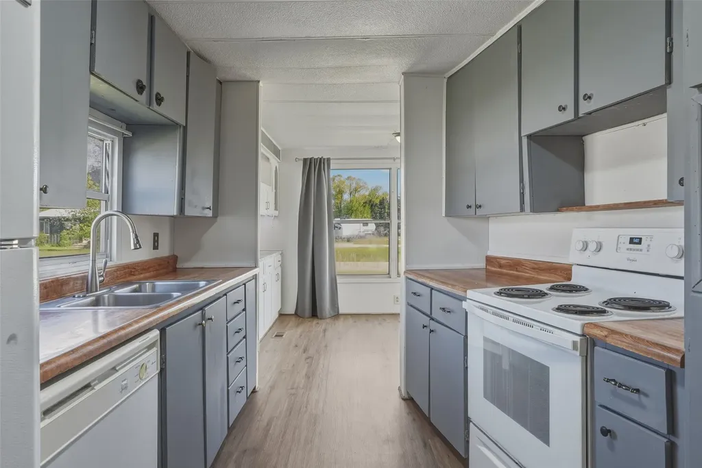 179 B Street N Victor MT 59875
