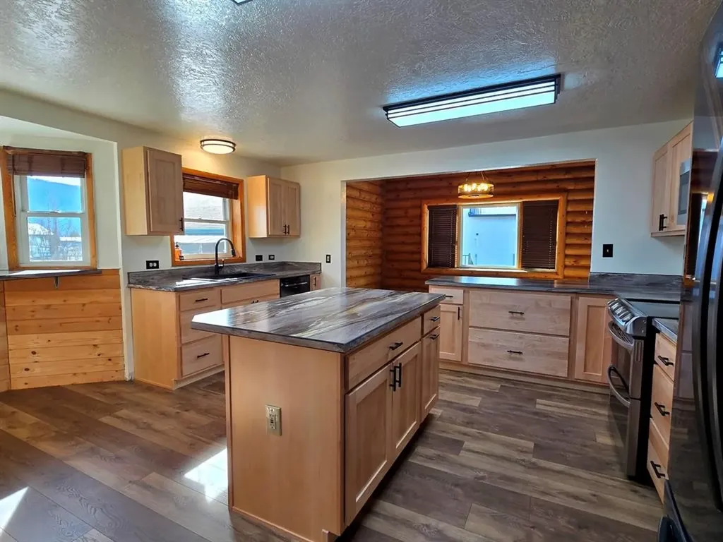 217 Woodlin Lane Thompson Falls MT 59873