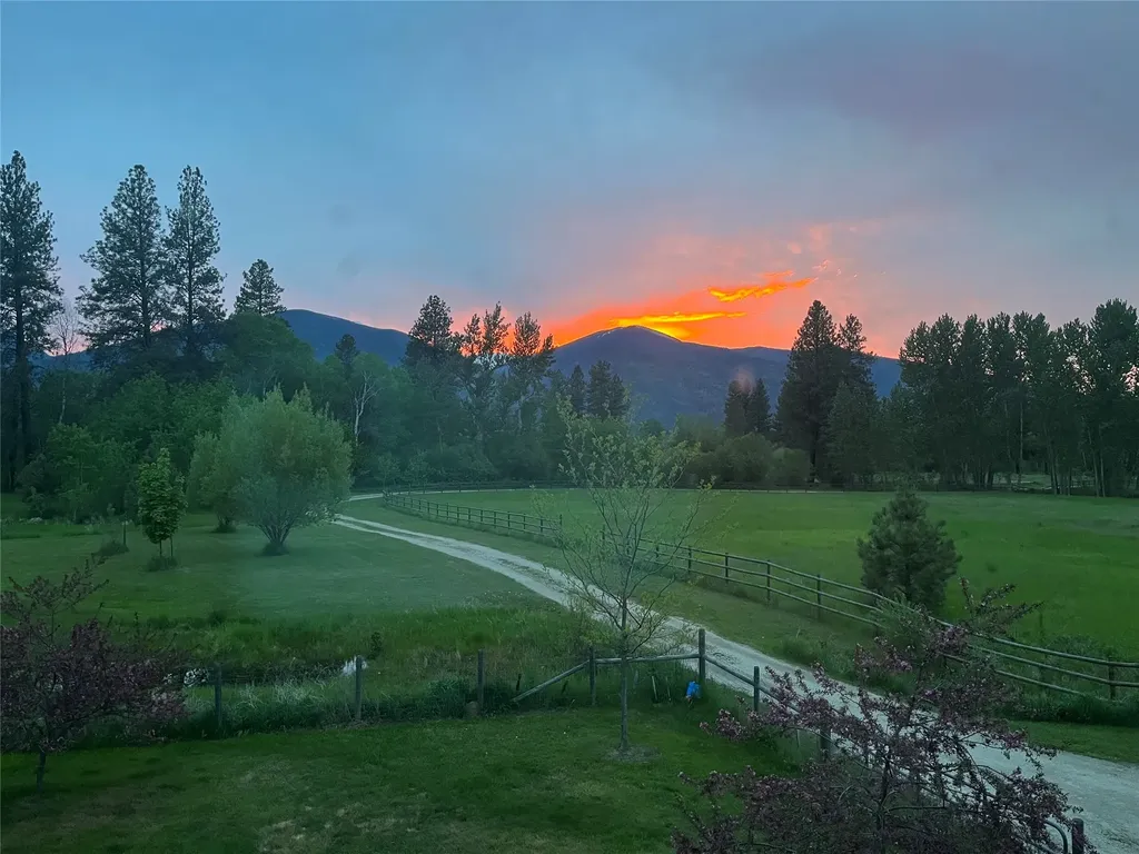 85 Martin Lane Florence MT 59833