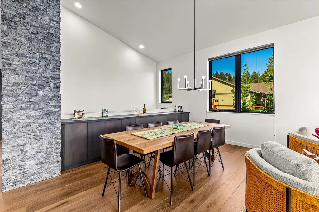 49 Shady Pines Lane Lakeside MT 59922