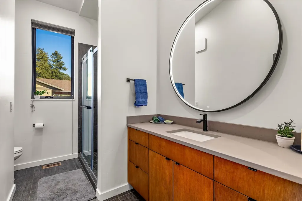 49 Shady Pines Lane Lakeside MT 59922