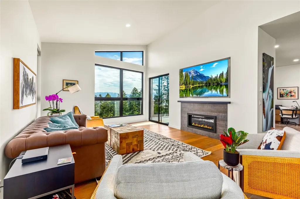49 Shady Pines Lane Lakeside MT 59922