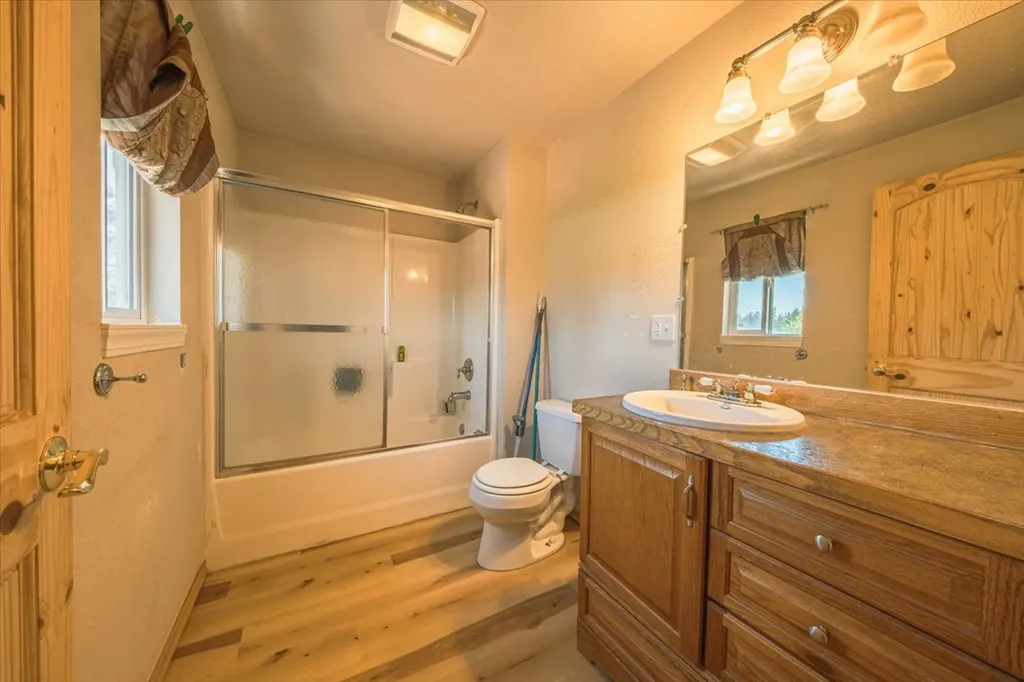 386 Bear Trail Whitefish MT 59937
