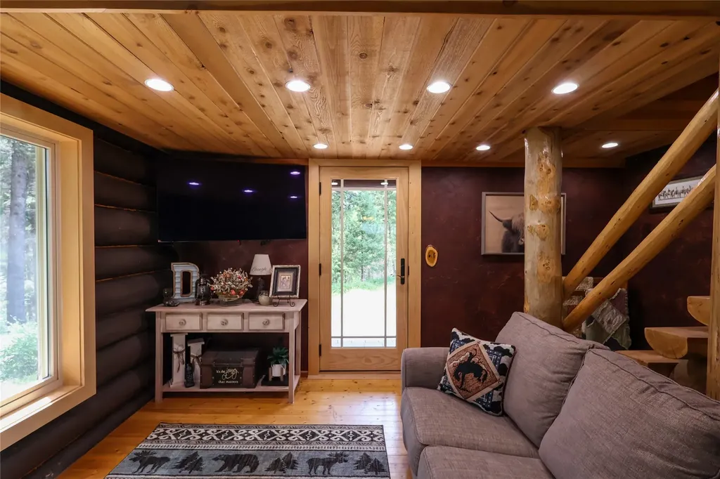 5449 Mt-83 N Seeley Lake MT 59868