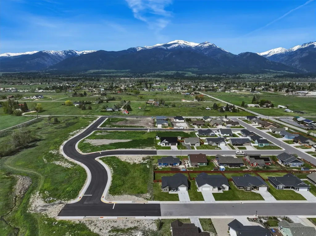 3585 Trading Post Lane Stevensville MT 59870