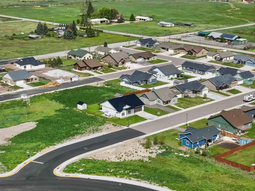 3585 Trading Post Lane Stevensville MT 59870