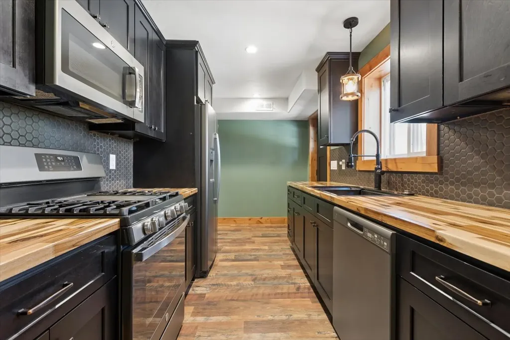 230 Mcmannamy Draw Kalispell MT 59901