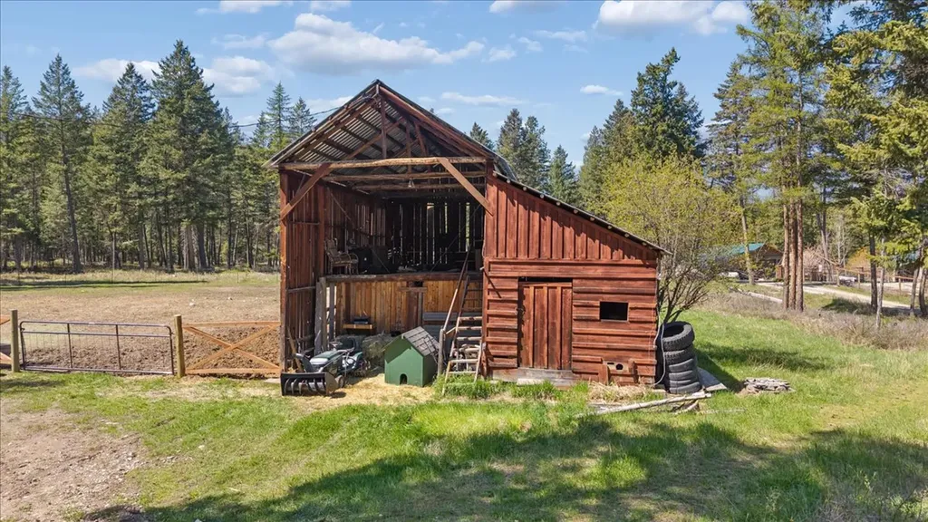 230 Mcmannamy Draw Kalispell MT 59901