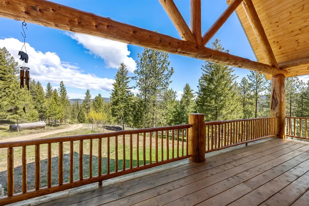 35800 Cat Face Road Bonner MT 59823