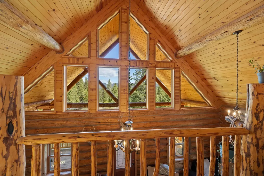 35800 Cat Face Road Bonner MT 59823