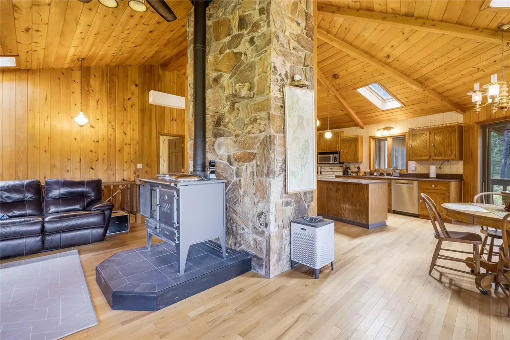 9420 Mormon Creek Road Lolo MT 59847