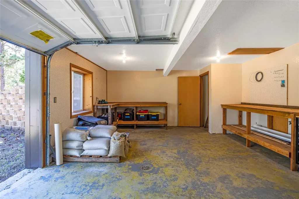 9420 Mormon Creek Road Lolo MT 59847