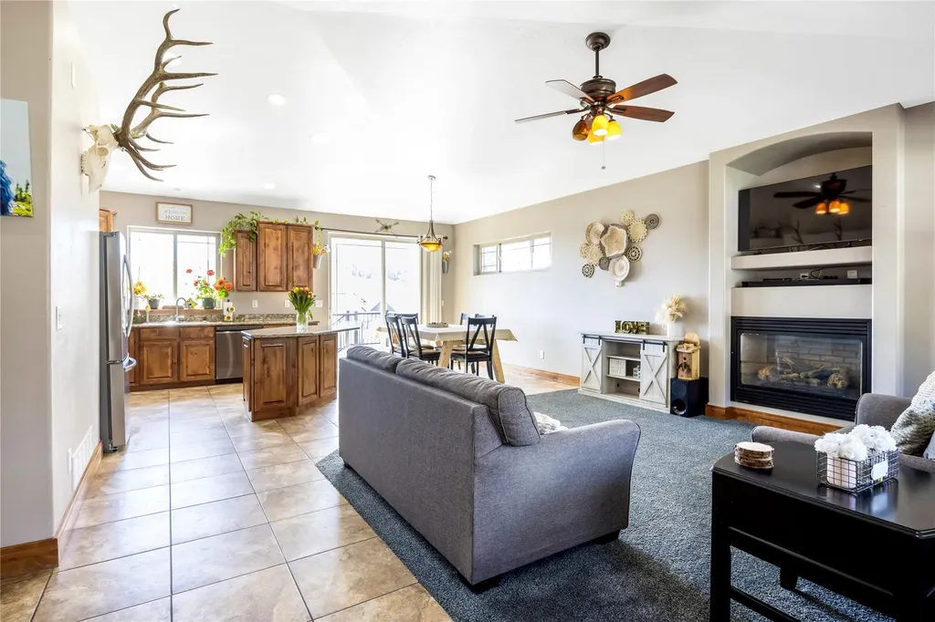 11178 Stella Blue Drive Lolo MT 59847