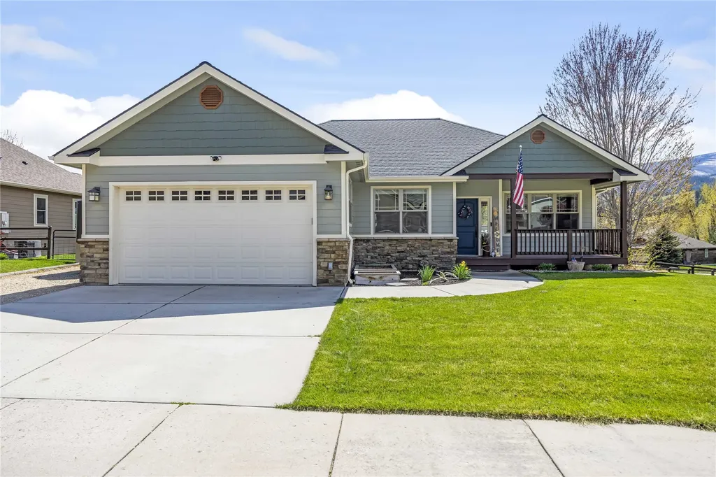 11178 Stella Blue Drive Lolo MT 59847