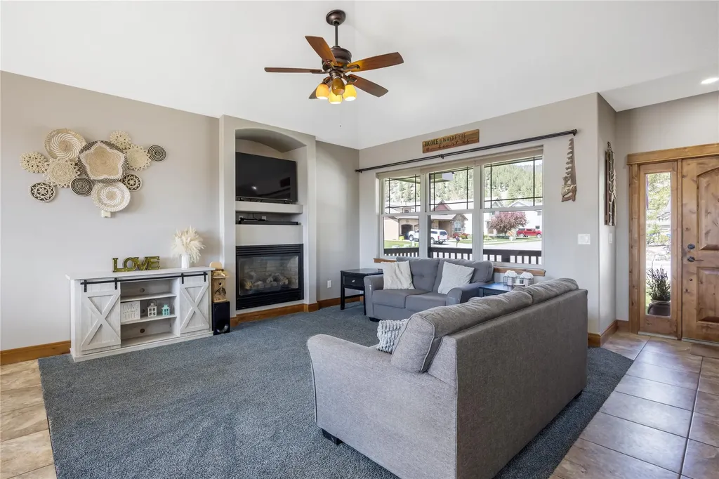 11178 Stella Blue Drive Lolo MT 59847