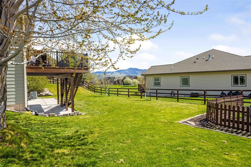 11178 Stella Blue Drive Lolo MT 59847