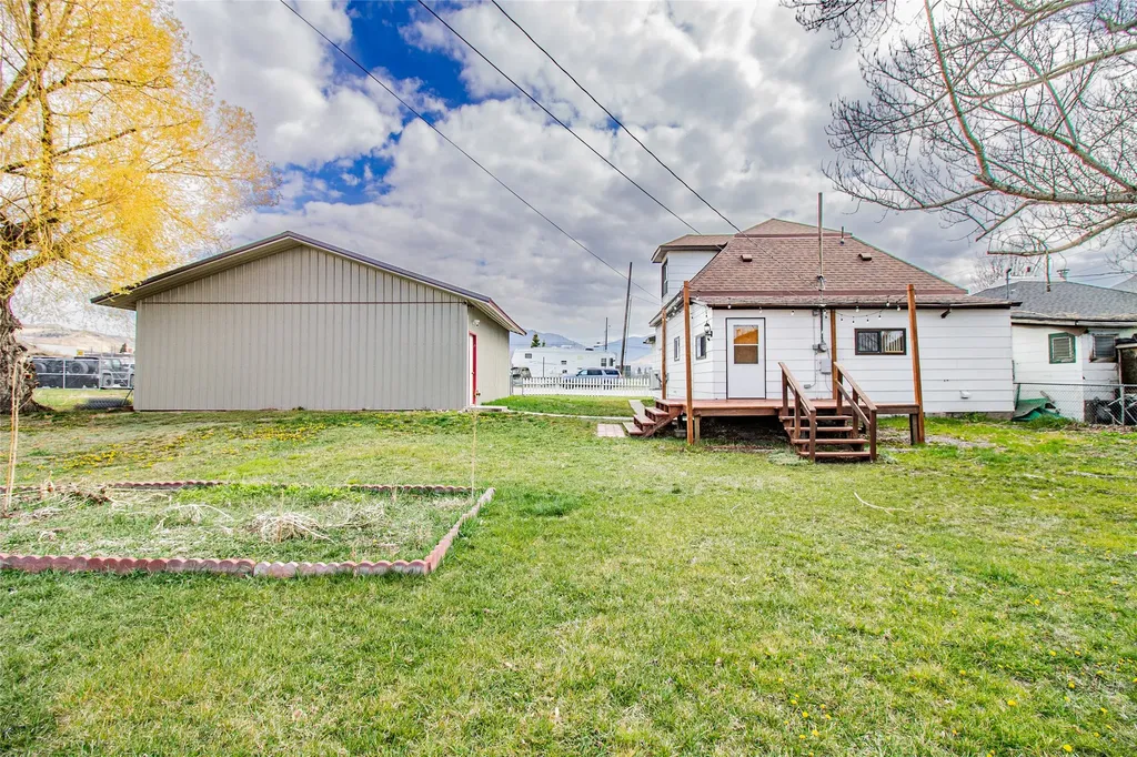 1335 Iowa Avenue Butte MT 59701
