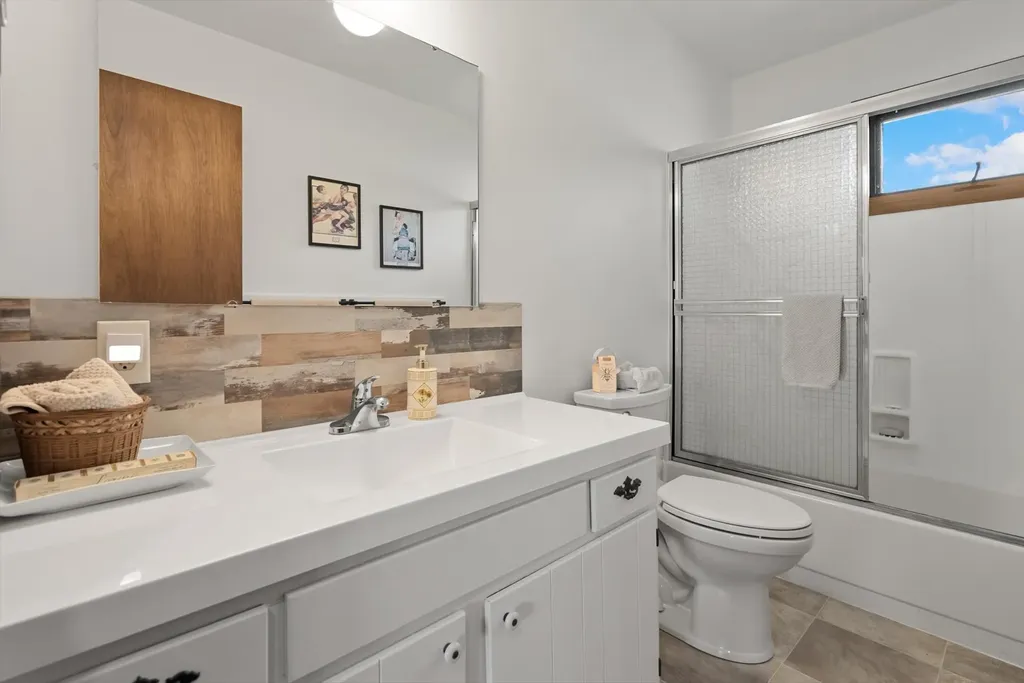 3296 Whitefish Stage Kalispell MT 59901