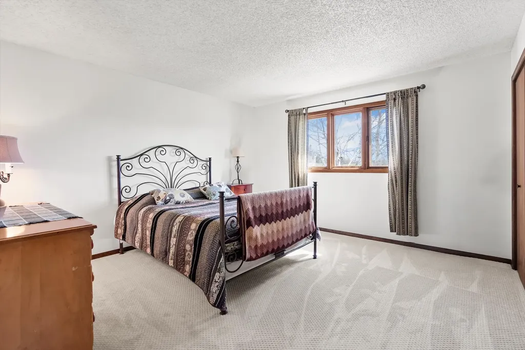 3296 Whitefish Stage Kalispell MT 59901