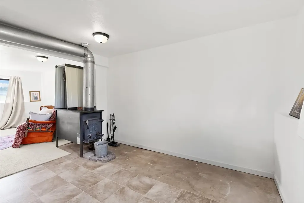 3296 Whitefish Stage Kalispell MT 59901