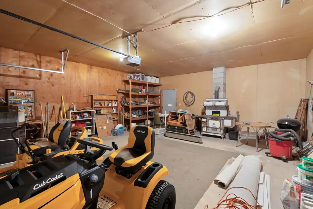 3296 Whitefish Stage Kalispell MT 59901