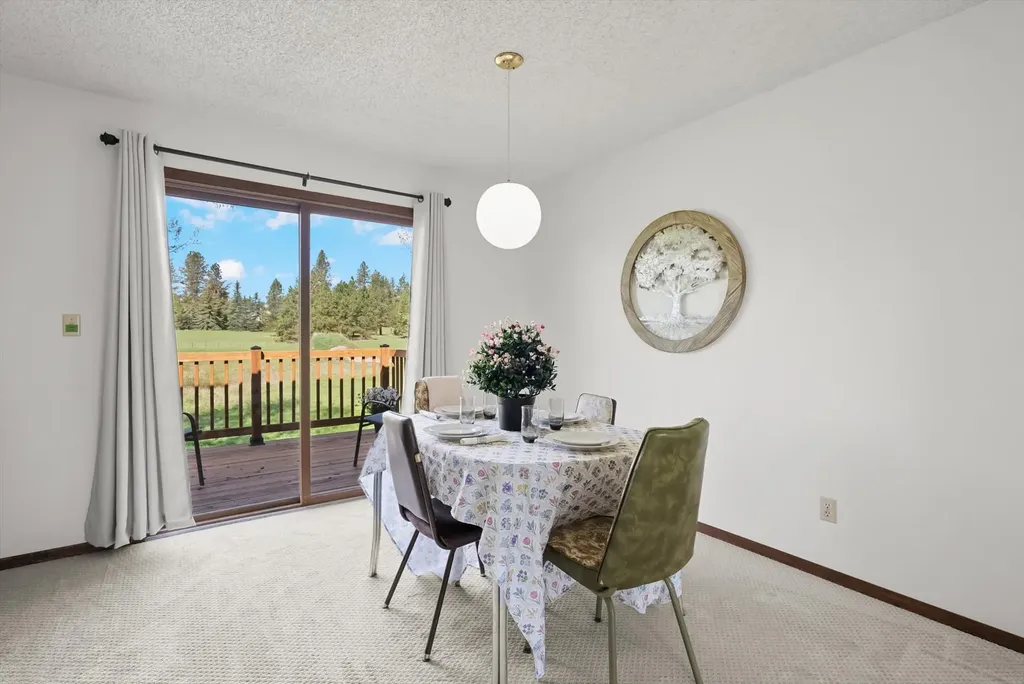 3296 Whitefish Stage Kalispell MT 59901
